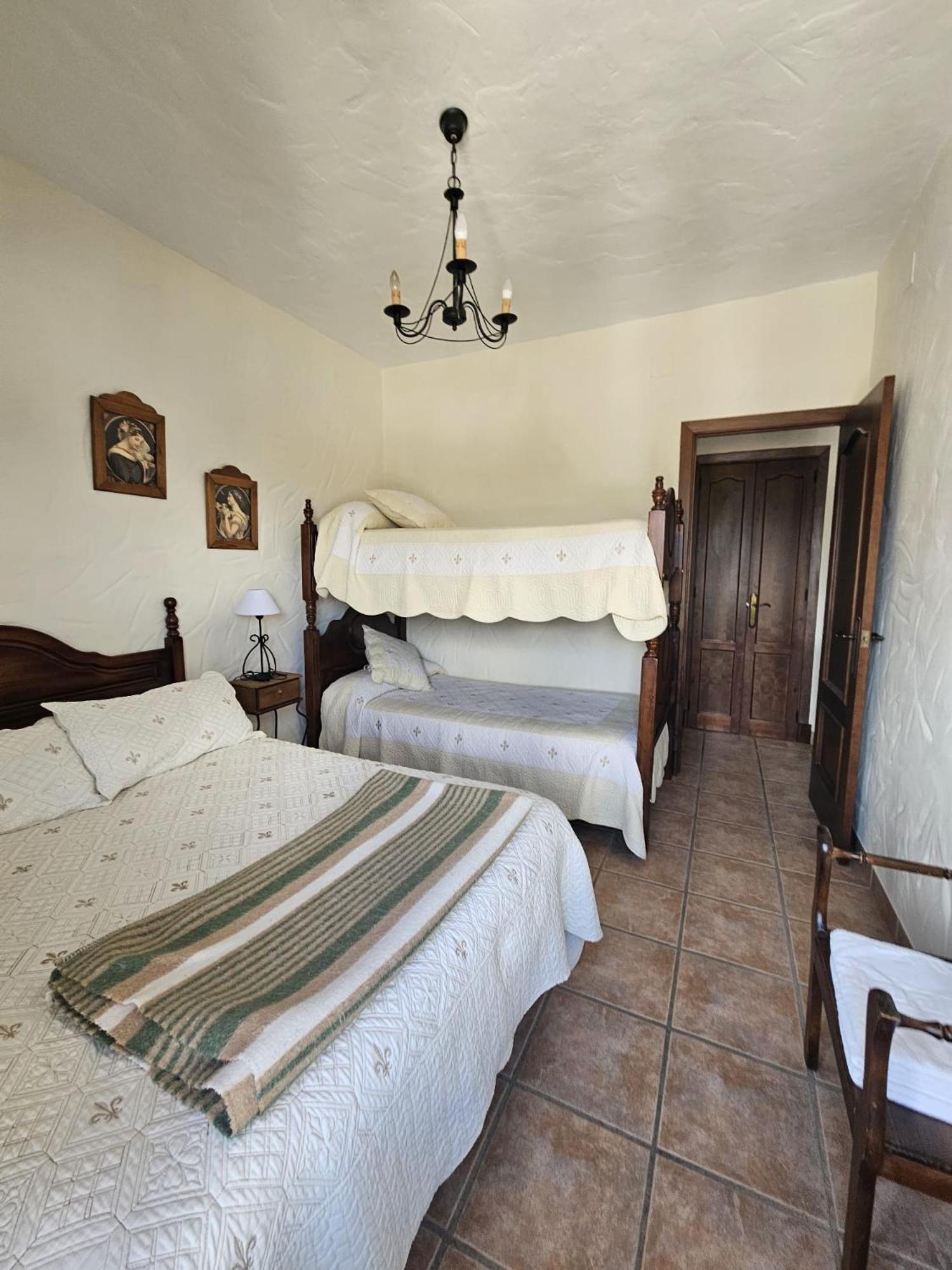 Meson Rural Iptuci Hotel Prado Del Rey Bagian luar foto