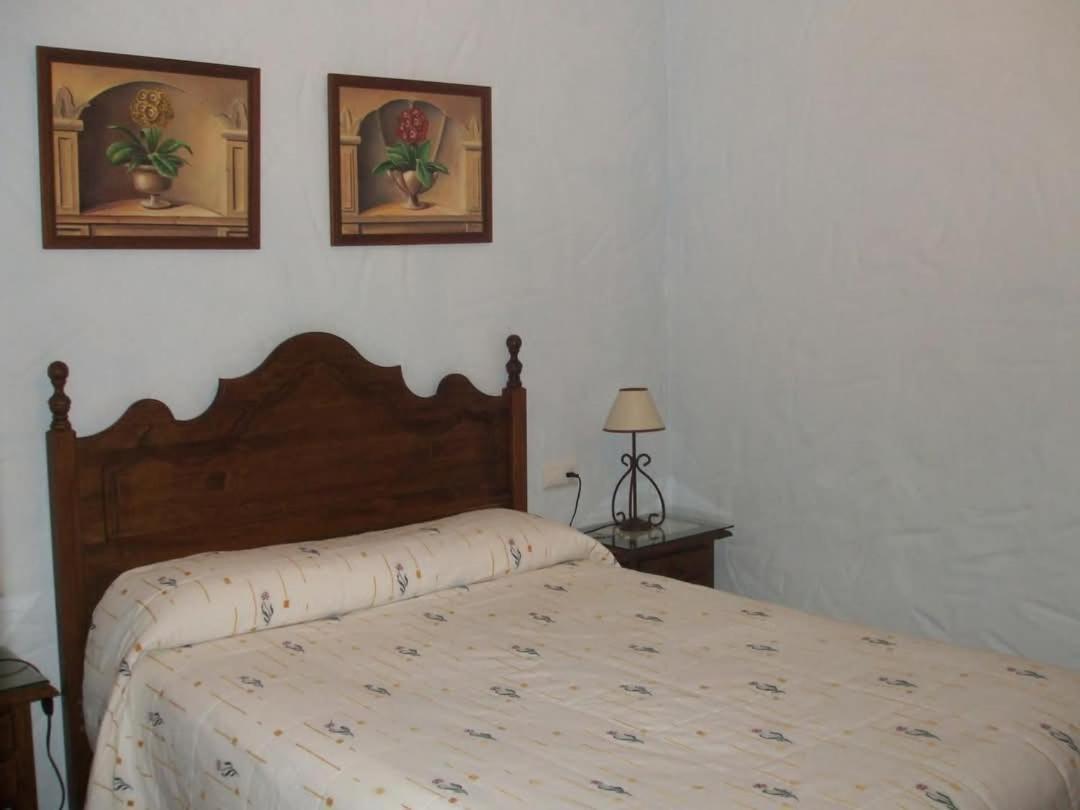 Meson Rural Iptuci Hotel Prado Del Rey Bagian luar foto